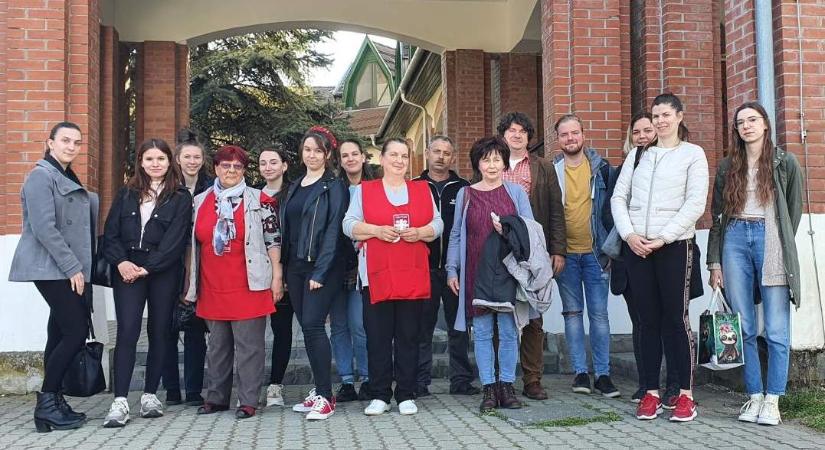 Önkéntes munkával segít a Szegedi Egyetem