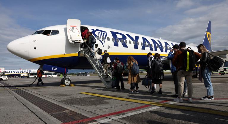 Rossz hírt közölt a Ryanair