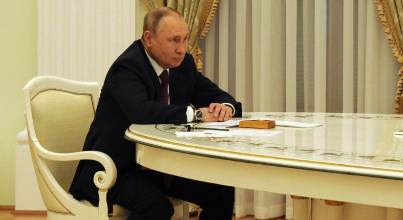 Putyint sürgősen kórházba vitték és megoperálták – ez lehet a baja