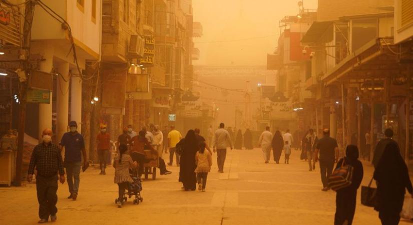 Több ezren kerültek kórházba Irakban az újabb homokvihar miatt