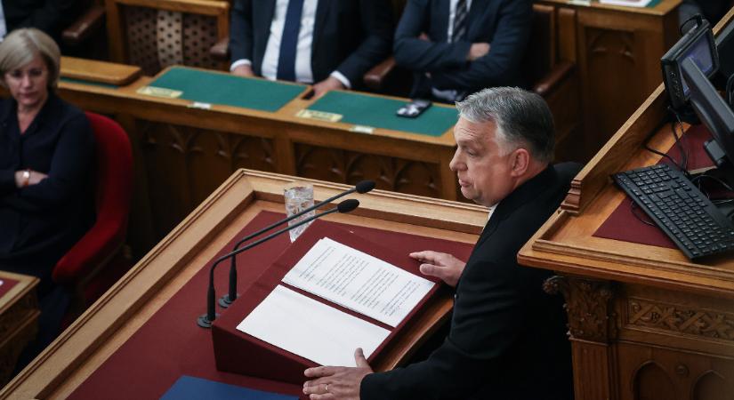 Orbán az ellenzékkel nem békélt meg, de szabadságharc helyett békés egymás mellett élést akar az EU-val