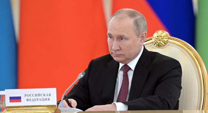 Putyin válaszlépést ígért a NATO-bővítésre