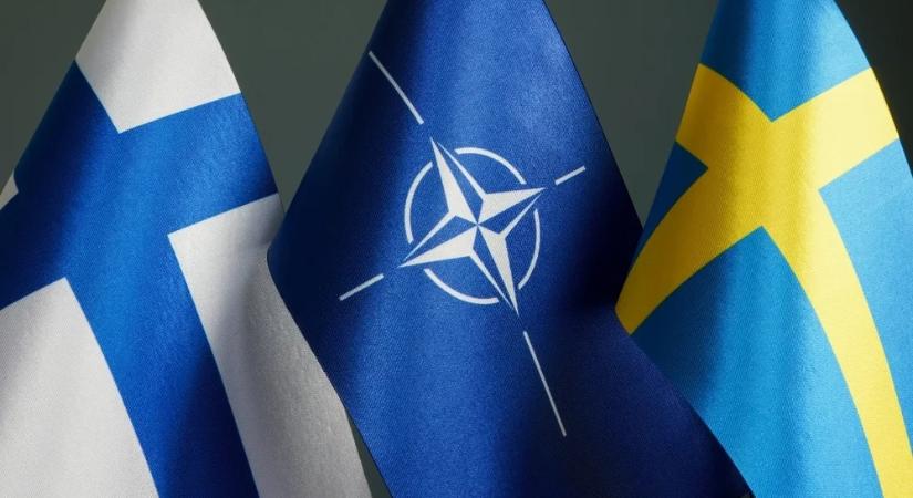 Putyin válaszlépéseket ígér a finn és svéd NATO-tagságra