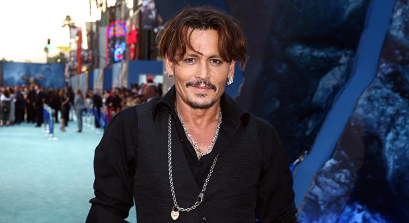 Johnny Depp nem tér vissza a Karib-tenger kalózaiba, de jöhet helyette Margot Robbie
