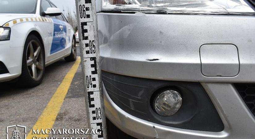 Győr mellett büntetőfékezett egy német az M1-es autópályán