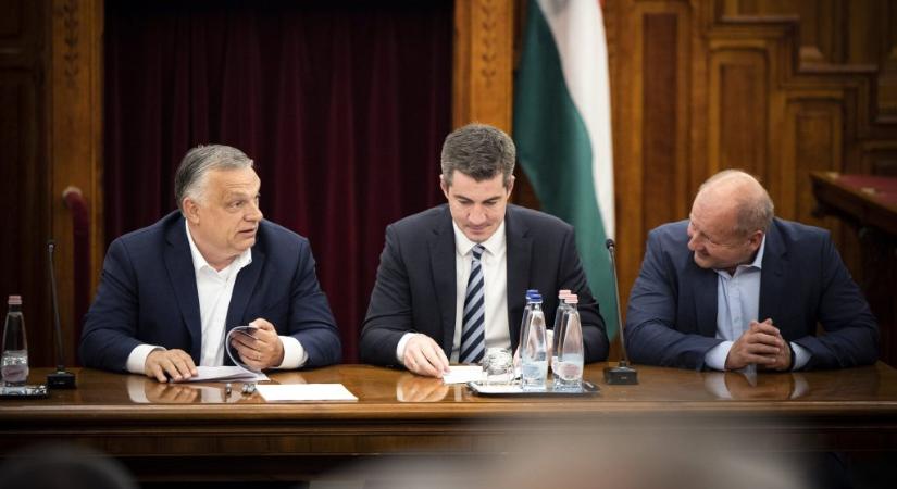 Orbán: A veszélyek, a bizonytalanság és a háborúk korszaka jön