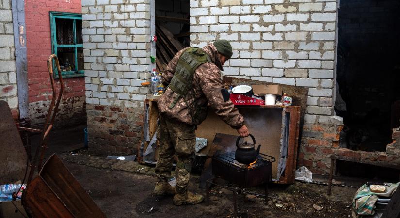 RIA: 15-16 ezer ukrán katonát zártak körül az orosz fegyveres erők