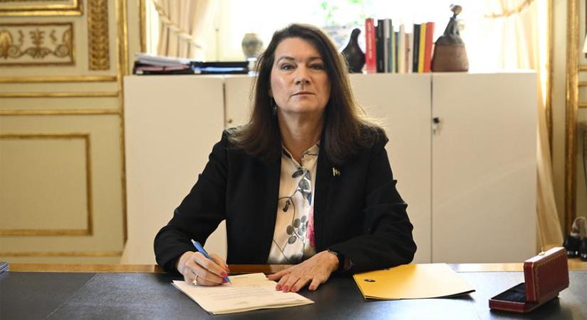 Ann Linde aláírta Svédország hivatalos NATO-csatlakozási kérelmét