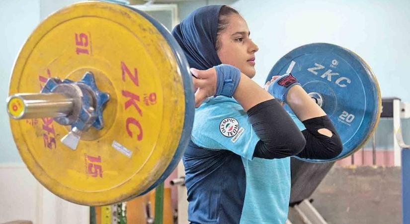 Német színekben versenyeznének Irán legjobb női súlyemelői
