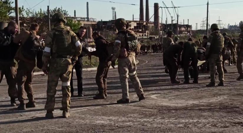 Ukrán védelmi tárca: nincs jobb megoldás a katonák kimentésére az Azovsztalból