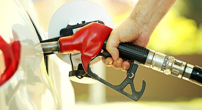 Kutatás: a magyarok többségének már az árstoppos benzin is drága
