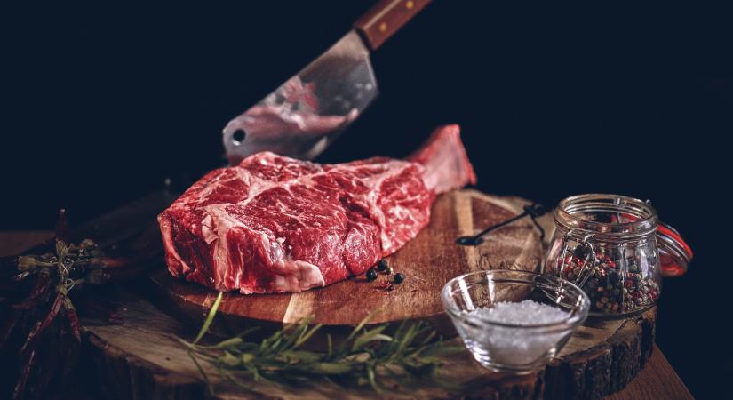 Így készíthetünk otthon tökéletes steaket a sztárszakácsok szerint