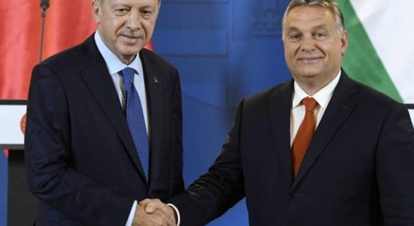 CNN: Putyin fegyverét kellene Orbán és Erdogan ellen fordítani
