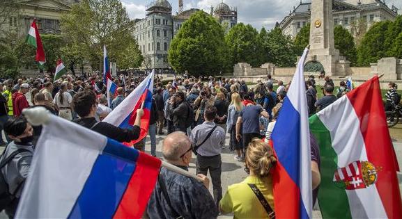 Újabb Putyin-párti tüntetést szerveznek Budapesten