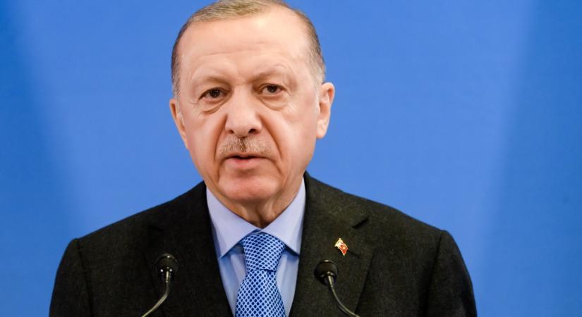 Erdogan szerint Finnország és Svédország NATO-csatlakozása terrorveszélyt jelent