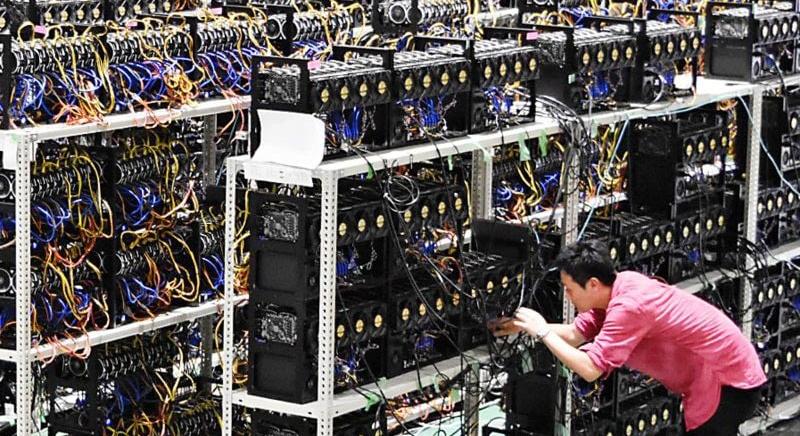 Bitcoin hashráta: Kínában ismét zakatolnak a bányászgépek