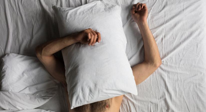 Ezért alszanak el a férfiak szex után