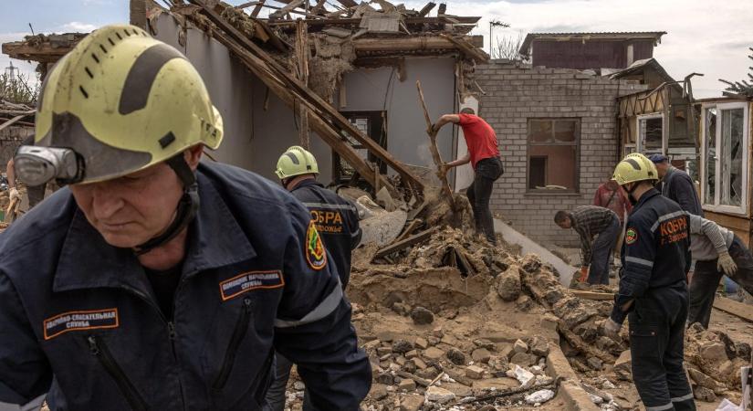 Izrael 2000 sisakot és 500 golyóállómellényt ad az ukrán segélyszervezeteknek