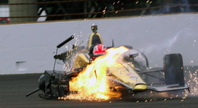 “Percekig halott voltam” – 7 éve történt a modern Indy 500-ak legbizarrabb balesete