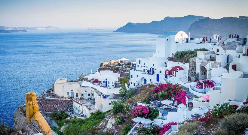 Görögországba készül a nyáron? Újabb járványügyi enyhítések teszik egyszerűbbé a nyaralást