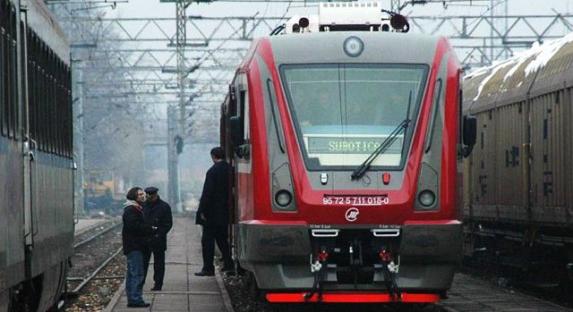 Halálos balesetet okozott a Zenta és Szabadka között közlekedő vonat
