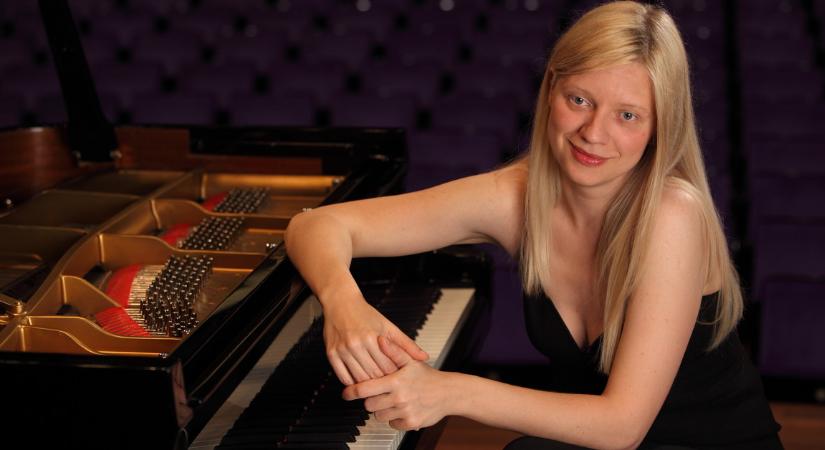 A Margitszigeti Színház lemondta a Mariupolban az orosz „győzteseket” éltető zongorista fellépését