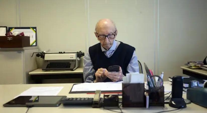 Kipróbálta a nyugdíjat, köszöni, de nem kér belőle a 102 éves veterán