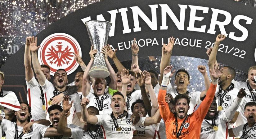 Tizenegyesekkel nyerte meg a Frankfurt az Európa-ligát
