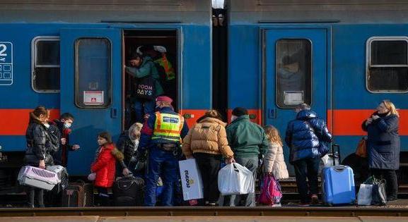Brüsszel még nem döntött, de Magyarország már sorban áll az ukrajnai menekülőknek szánt pénzért