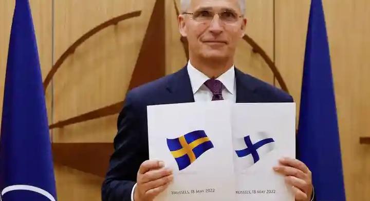 Finnország és Svédország benyújtotta hivatalos csatlakozási kérelmét a NATO-hoz