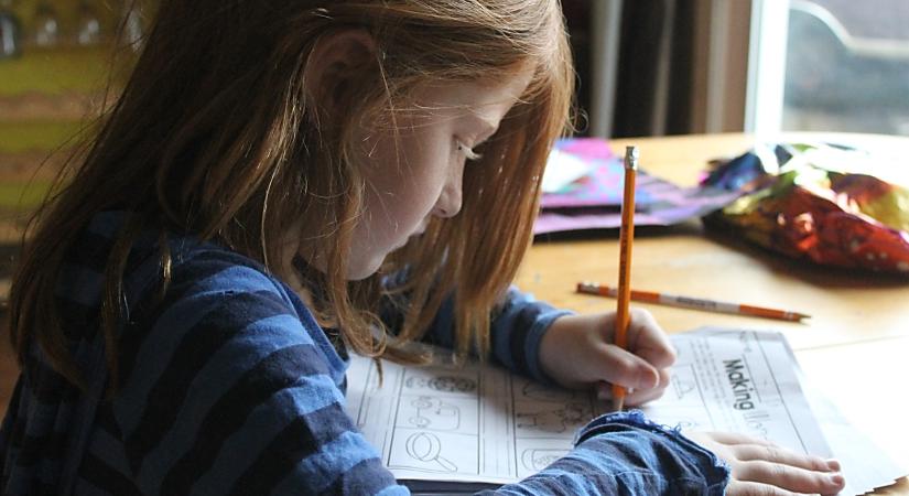 Gyerekek tervezhetik meg a Debreceni Ünnepi Könyvhét kabaláját