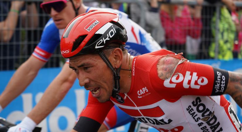 Caleb Ewan sztársprinter feladta a Giro d’Italiát