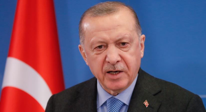 A török elnök kijelentette, nemmel fog szavazni Finnország és Svédország NATO-csatlakozási kérelmére