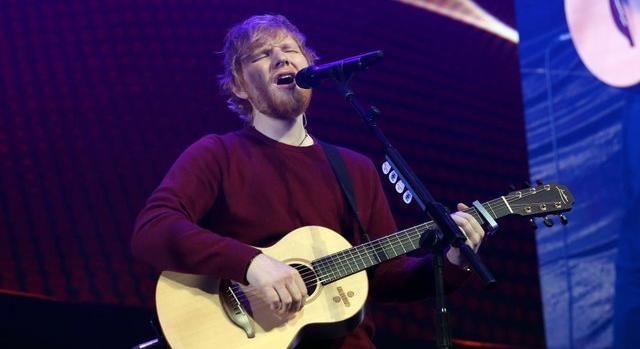 Egy Ed Sheeran-fan anyuka a popsztár hasonmásától vár gyereket