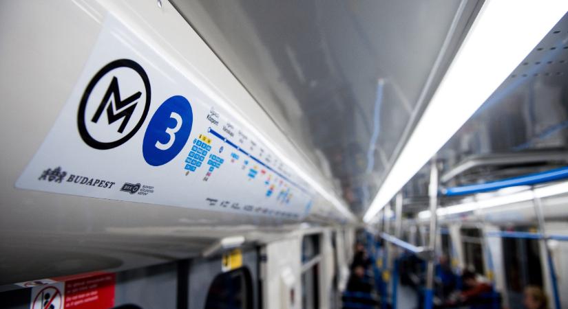 Negyed óráig nem tudtak kiszabadulni az utasok a 3-as metróból