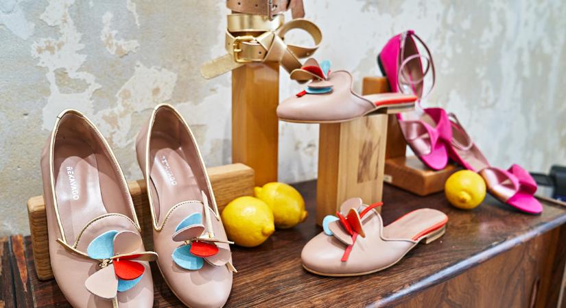 Gyönyörű cipők nyári kalandozásokhoz, ahogy még nem láthattad: a magyar márka kampányára mindenki felfigyel