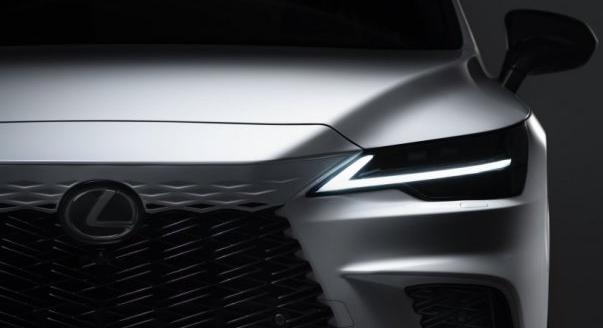 Egészpályás letámadásra készül a Lexus: jön a vadonatúj RX