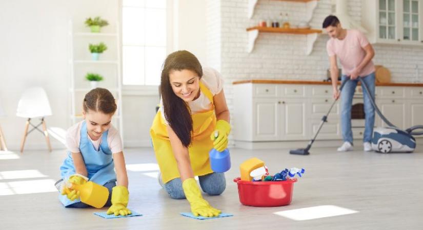 Így vond be a gyermeked a házimunkába: az ő életét is megkönnyíted, ha időben megtanítod neki, mit hogyan kell csinálni