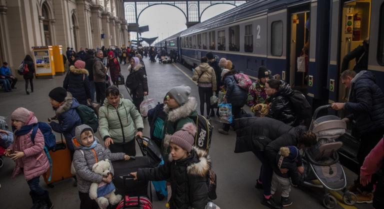 Újabb nyolcmilliárd forintot kap Magyarország a menekültellátásra