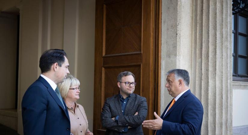 Orbán Viktor: Európa konzervatív pártjainak össze kell fogniuk!