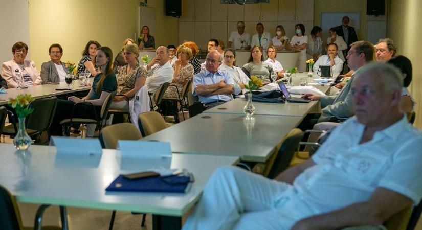Jubileumát ünnepelte az európai szintű emlődiagnosztika Kecskeméten