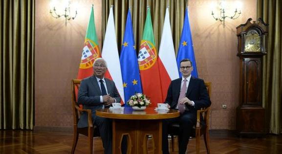 Kőkeményen odacsapna az oroszoknak Orbán Viktor lengyel barátja