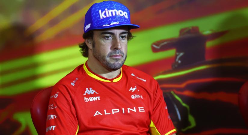 F1: Alonso beleállt az FIA-ba, megütheti a bokáját
