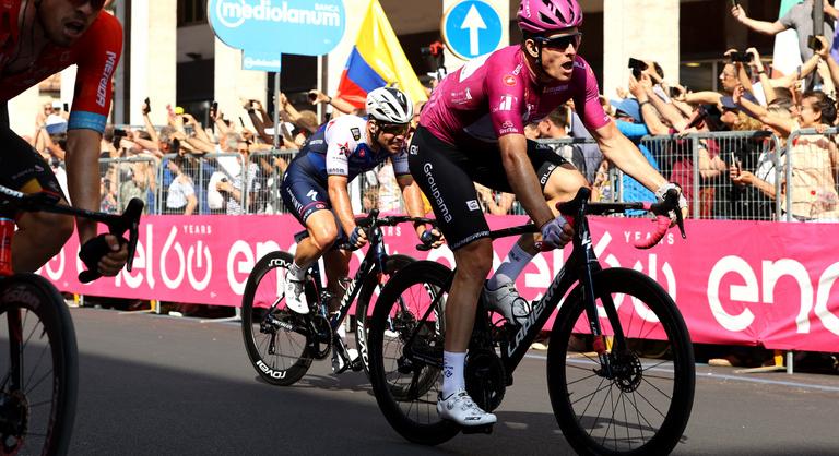 Újra Démare nyert, Peák Barnabás 13. helyen végzett a Giro 13. szakaszán