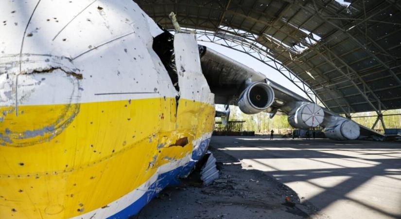 Zelenszkij újra megépíttetné a világ legnagyobb repülőjét