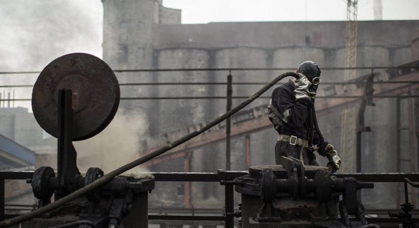 Lesújtó gazdasági adatok, Ukrajna GDP-je majdnem megfeleződhet, ha elhúzódik a háború