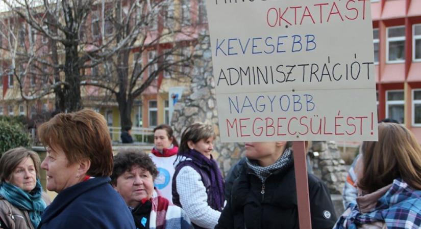 Bekeményítenek: végképp ellehetetleníti a tanársztrájkot a Fidesz