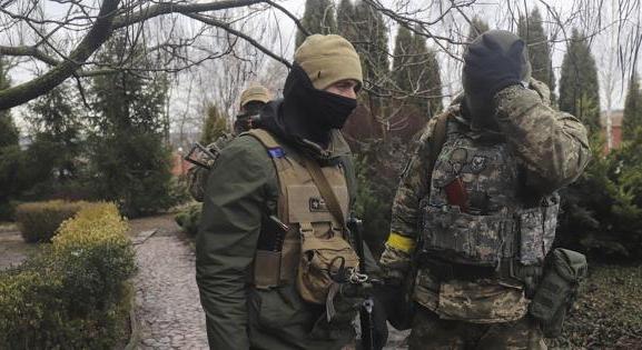 Hírösszefoglaló: újabb fegyvereket kaphat Ukrajna