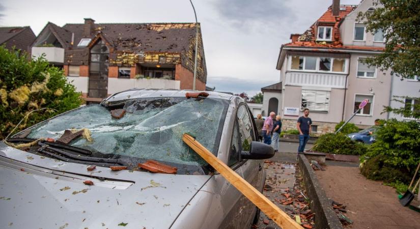 Tornádó és vihar pusztított Németországban
