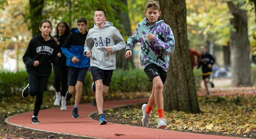 Egyszerre 150 futó futhat az egri Érsek-kertben a Futókörök napján